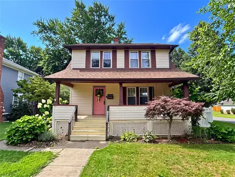 610 Spring St, Grove City, PA 16127