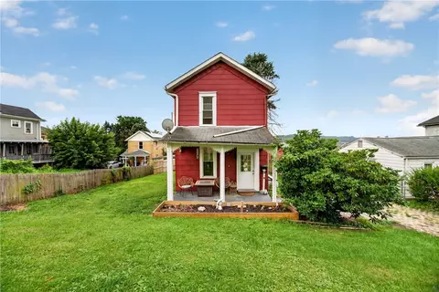951 5th Ave, Freedom, PA 15042