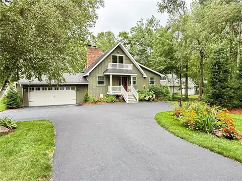 784 Latonka Dr, Mercer, PA 16137