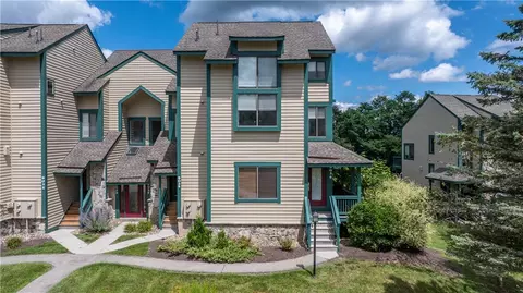 8036 Meadowridge Dr, Champion, PA 15622
