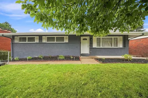 449 Arbor Ln, Pittsburgh, PA 15236