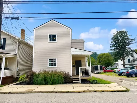 718 6th Ave, New Brighton, PA 15066