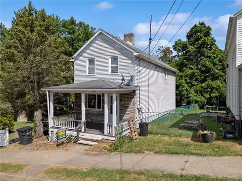 220 Oneida St, Monessen, PA 15062