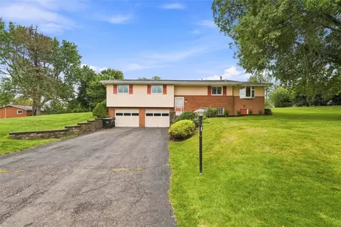 251 Alcott Dr, Sewickley, PA 15143
