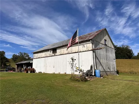 174 Lash Rd, Irwin, PA 15642 photo 6