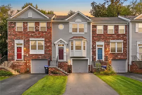 264 Clearbrook Ct, Cranberry Township, PA 16066