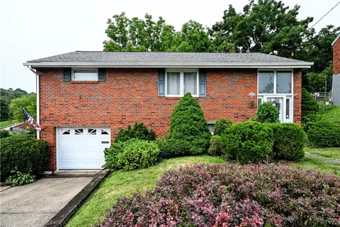 3791 Cynthia Dr, Pittsburgh, PA 15227