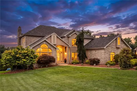 1002 Kings Ct, Trafford, PA 15085