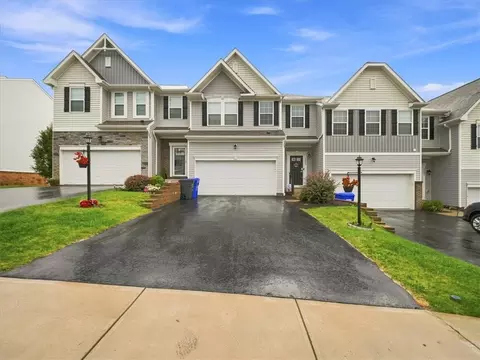 2503 Canterbury Dr, Imperial, PA 15126