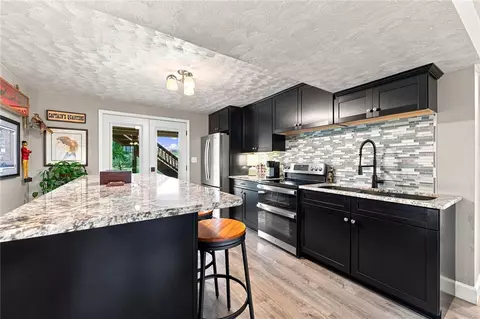 Kitchen - 138 Rizzi Dr, Irwin, PA 15642 photo 6 of 6