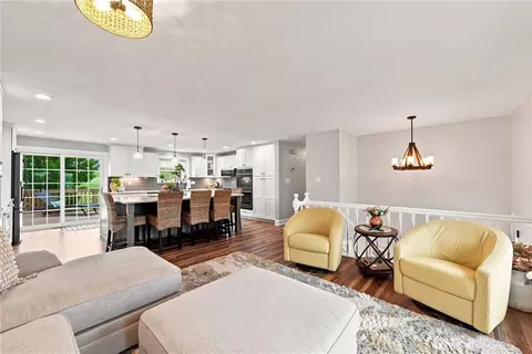 Living - 138 Rizzi Dr, Irwin, PA 15642 photo 1 of 3