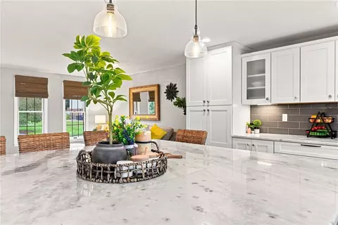 Kitchen - 138 Rizzi Dr, Irwin, PA 15642 photo 4 of 6