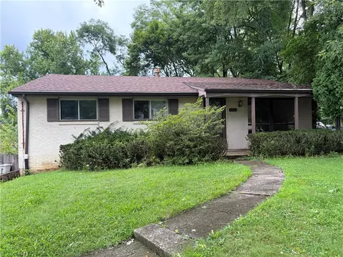 2711 Sapling St, Allison Park, PA 15101