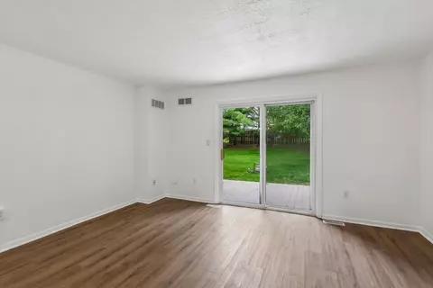 Living - 136 Mosside, Seven Fields, PA 16046 photo 3 of 4