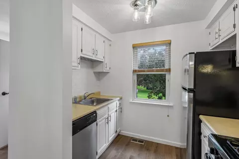 Kitchen - 136 Mosside, Seven Fields, PA 16046 photo 1 of 5