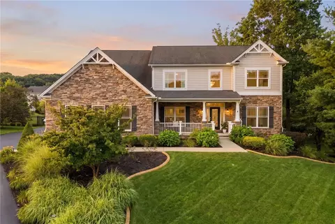 1659 Blackburn Heights Dr, Sewickley, PA 15143