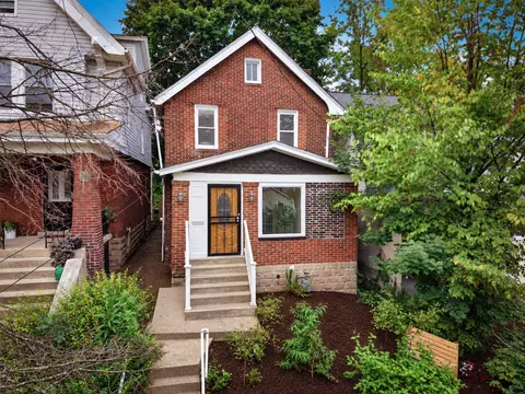 6320 Crombie, Pittsburgh, PA 15217