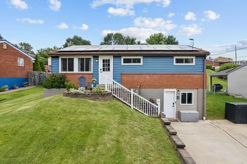 33 Claireview Dr, Carnegie, PA 15106