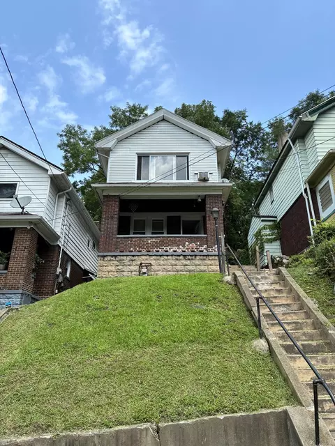 1530 Marie, Pittsburgh, PA 15221