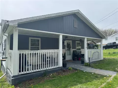 128 Keeny Row, New Salem, PA 15468