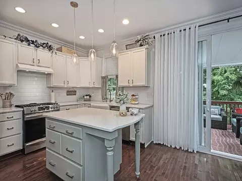 Kitchen - 575 E Vanderbilt, Mars, PA 16046 photo 2 of 4