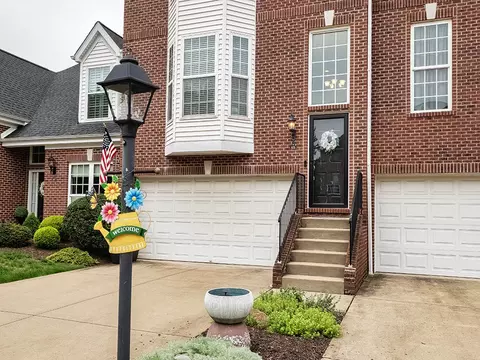 Exterior - 575 E Vanderbilt, Mars, PA 16046 photo 3 of 7