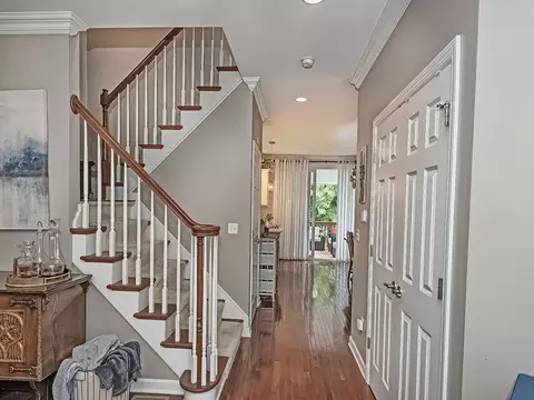 Entry Way - 575 E Vanderbilt, Mars, PA 16046 photo 2 of 3