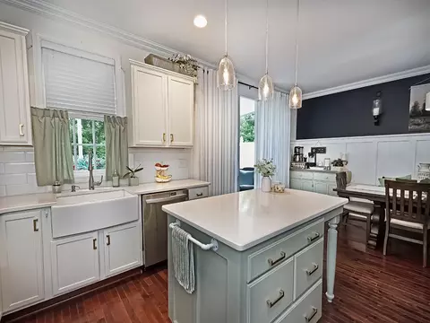 Kitchen - 575 E Vanderbilt, Mars, PA 16046 photo 4 of 4