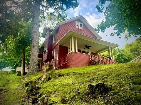 800 Coleman Ave, Johnstown, PA 15902