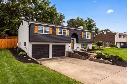 36 Concord Dr, Irwin, PA 15642