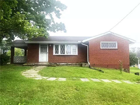 297 Ewings Mill Rd, Coraopolis, PA 15108
