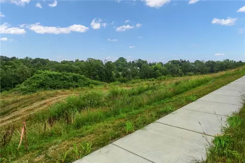 lot4 Beaver Grade Rd, Mckees Rocks, PA 15136