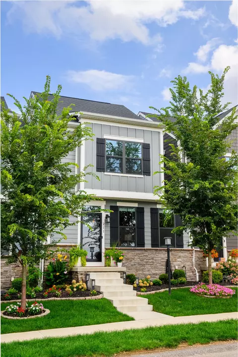 211 Marketplace Ave, Coraopolis, PA 15108