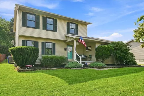 397 Lincoln Ave, Mars, PA 16046