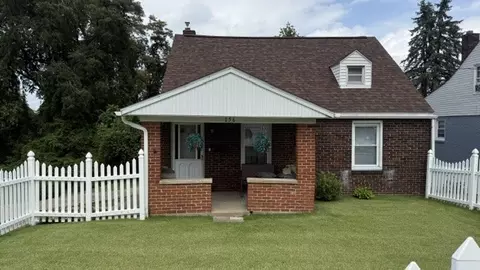 156 Central Ave, North Versailles, PA 15137