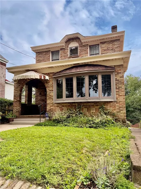 667 Margaret St, Pittsburgh, PA 15210