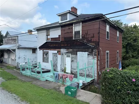 7 Ridge St, Brownsville, PA 15417