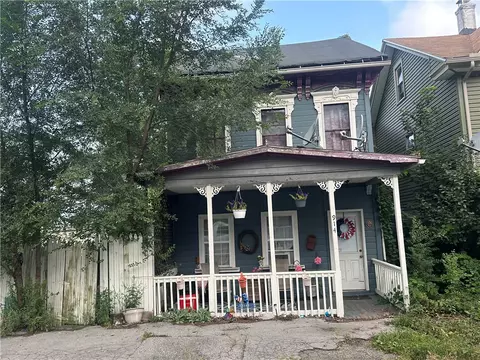 914 4th Ave, Altoona, PA 16602