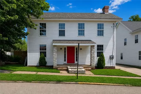 410 Wayne St, Roscoe, PA 15477