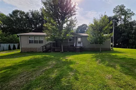 719 Bend Rd, New Wilmington, PA 16142