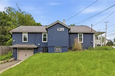 4214 New Texas Rd, Pittsburgh, PA 15239