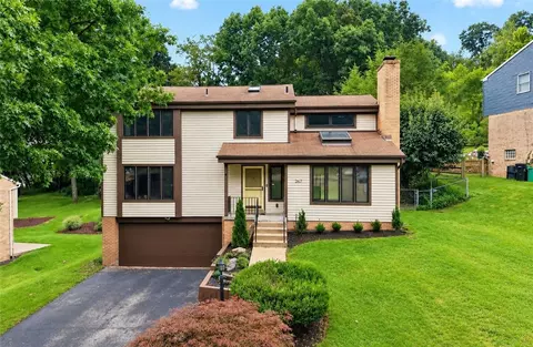 267 Kinvara Dr, Pittsburgh, PA 15237