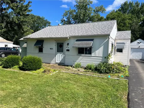 110 10th, Greenville, PA 16125