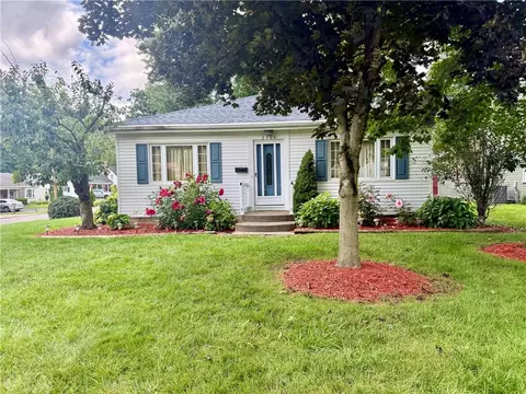 2401 N Mercer St, New Castle, PA 16105