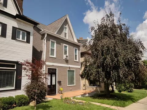 140 Cohassett St, Pittsburgh, PA 15211