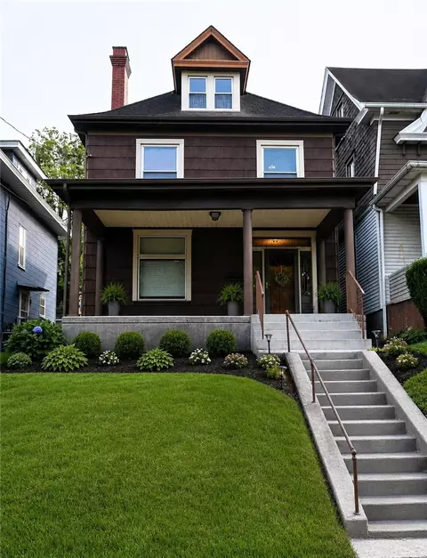 704 Lincoln St, Monongahela, PA 15063