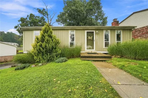 454 Rosanne Dr, Verona, PA 15147