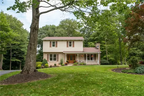 Exterior - 6026 Forest Dr, Monaca, PA 15061 photo 12 of 15
