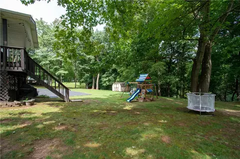 Exterior - 6026 Forest Dr, Monaca, PA 15061 photo 7 of 15