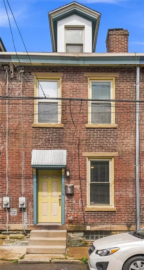 4819 Blackberry Way, Pittsburgh, PA 15201